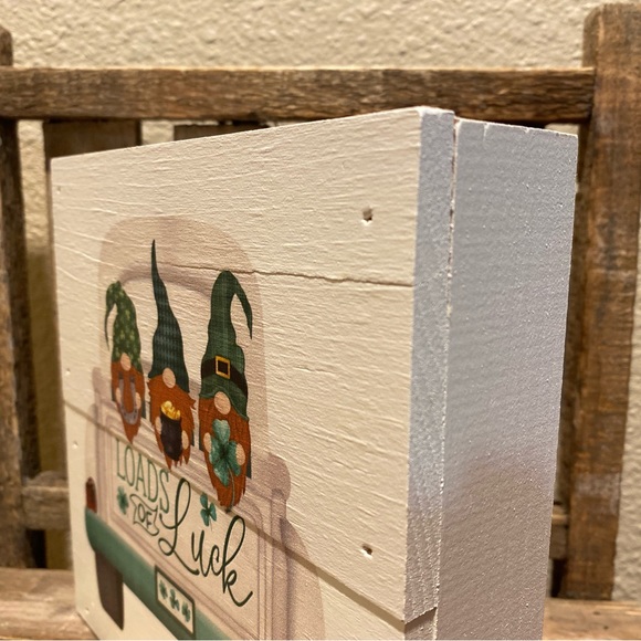 St. Patricks Day Gnome Sign, Loads Of Luck, St. Paddy’s Day Gnome Sign, Gnomes - Picture 10 of 12